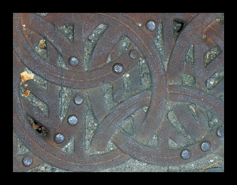 A metal grid