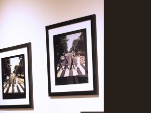 Shows different photos of the Abbey Road album cover